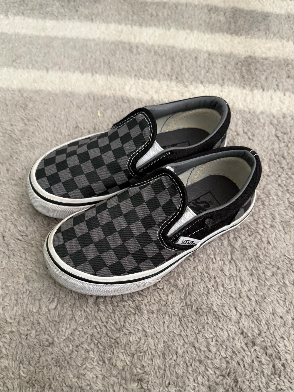 Vans Kids Slip-On Checkerboard in Black and Gray